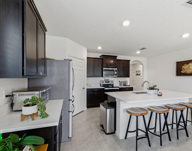 3133 Sw Centamino Street - Photo Thumbnail 7