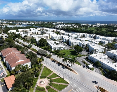 402 Villa Circle - Photo Thumbnail 30