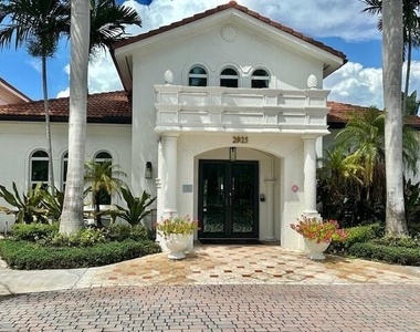 402 Villa Circle - Photo Thumbnail 21