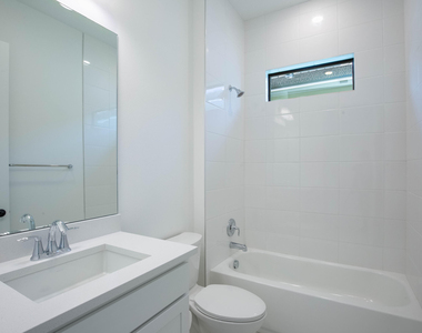 5576 Captiva Lane - Photo Thumbnail 18