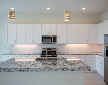 5576 Captiva Lane - Photo Thumbnail 8