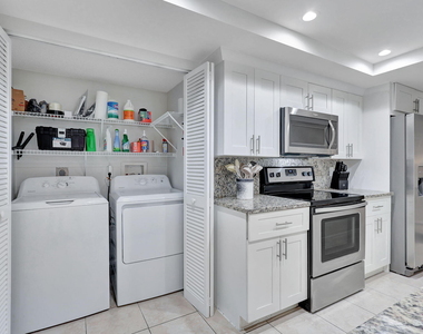 12641 Westhampton Circle - Photo Thumbnail 15