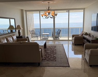 3200 N Ocean Boulevard N - Photo Thumbnail 4