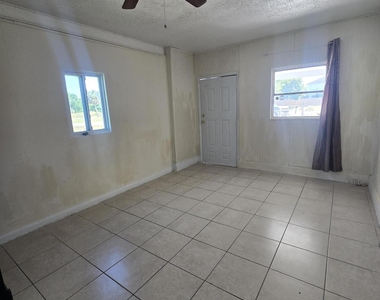 3751 Nw 36th Street - Photo Thumbnail 9