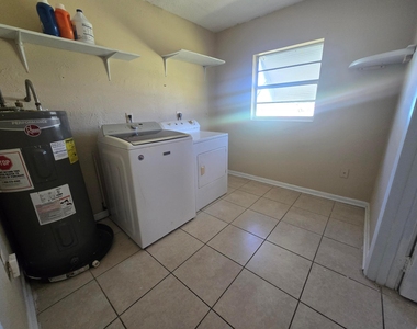 3751 Nw 36th Street - Photo Thumbnail 13