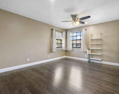 10723 Nw 10th Street - Photo Thumbnail 6