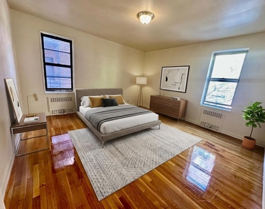 35th Avenue and 74th street  - Photo Thumbnail 2