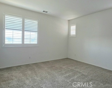 8141 Garden Park Street - Photo Thumbnail 11