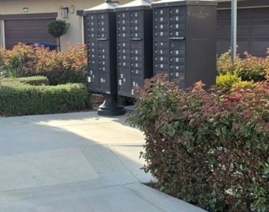 8141 Garden Park Street - Photo Thumbnail 15