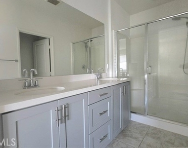 8141 Garden Park Street - Photo Thumbnail 10