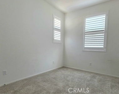 8141 Garden Park Street - Photo Thumbnail 12
