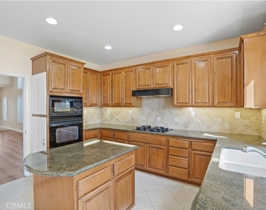 20600 Vercelli Way - Photo Thumbnail 9