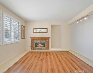 20600 Vercelli Way - Photo Thumbnail 11