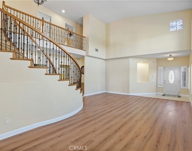 20600 Vercelli Way - Photo Thumbnail 5