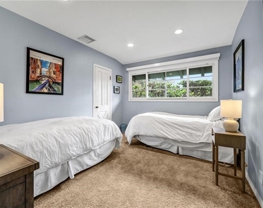 17300 Sunburst - Photo Thumbnail 19