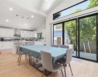 17713 Bullock St - Photo Thumbnail 13
