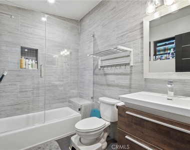 17713 Bullock St - Photo Thumbnail 20
