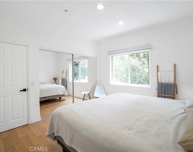 21545 Arcos - Photo Thumbnail 26