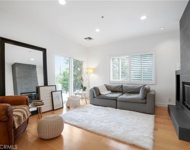 21545 Arcos - Photo Thumbnail 24