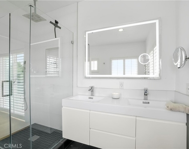 21545 Arcos - Photo Thumbnail 16