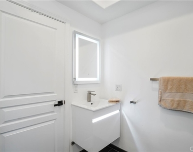 21545 Arcos - Photo Thumbnail 35