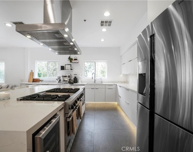 21545 Arcos - Photo Thumbnail 6