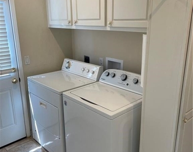 11736 Mariposa Bay Lane - Photo Thumbnail 9