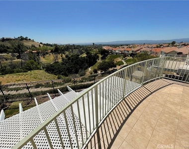 11736 Mariposa Bay Lane - Photo Thumbnail 8