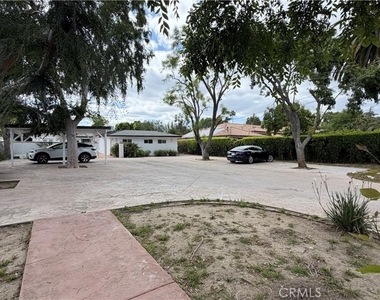 5855 Shirley Avenue - Photo Thumbnail 19