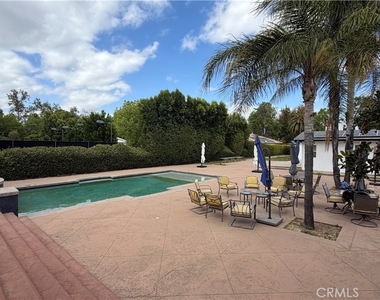 5855 Shirley Avenue - Photo Thumbnail 29