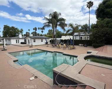 5855 Shirley Avenue - Photo Thumbnail 32