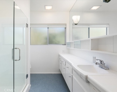 3946 Alta Mesa Drive - Photo Thumbnail 19