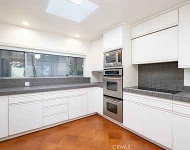 3946 Alta Mesa Drive - Photo Thumbnail 9