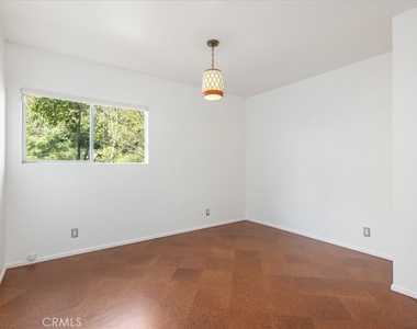 3946 Alta Mesa Drive - Photo Thumbnail 13