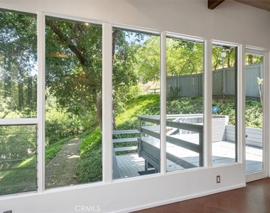 3946 Alta Mesa Drive - Photo Thumbnail 3