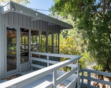 3946 Alta Mesa Drive - Photo Thumbnail 4