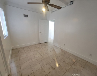 2047 Cambridge Street - Photo Thumbnail 5