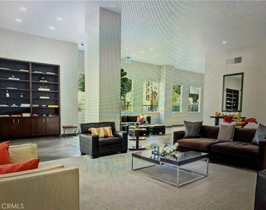 10501 Wilshire Boulevard - Photo Thumbnail 2
