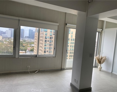 10501 Wilshire Boulevard - Photo Thumbnail 13