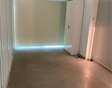 10501 Wilshire Boulevard - Photo Thumbnail 5