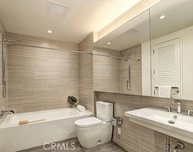 877 Francisco - Photo Thumbnail 7