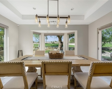 8780 Warwick - Photo Thumbnail 20
