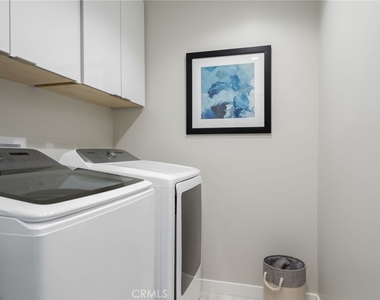 8780 Warwick - Photo Thumbnail 23
