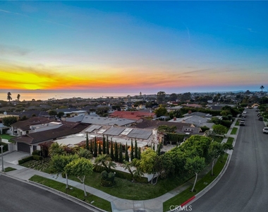 4621 Wayne - Photo Thumbnail 18