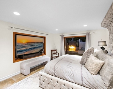4621 Wayne - Photo Thumbnail 9