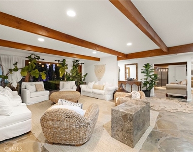 4621 Wayne - Photo Thumbnail 6