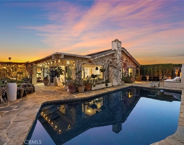 4621 Wayne - Photo Thumbnail 2