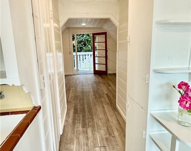 24263 Los Codona Avenue - Photo Thumbnail 8