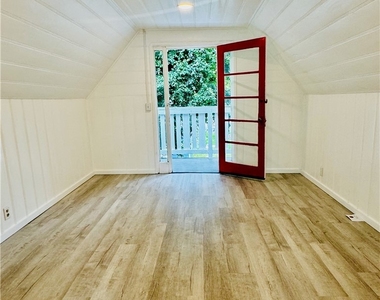 24263 Los Codona Avenue - Photo Thumbnail 4