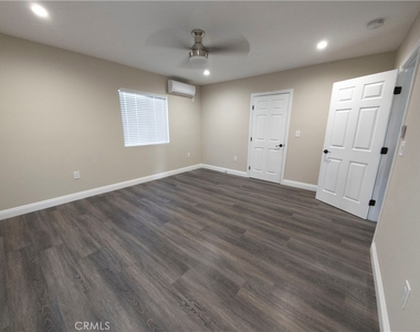 410 N 5th Street - Photo Thumbnail 3